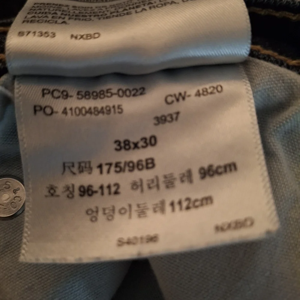 Signature Men's Levi's Blue Relaxed Fit Jeans Classic Style